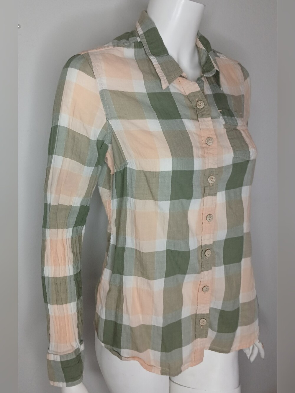 Natural Reflections Olive Green & Peach Plaid Button-Front Shirt